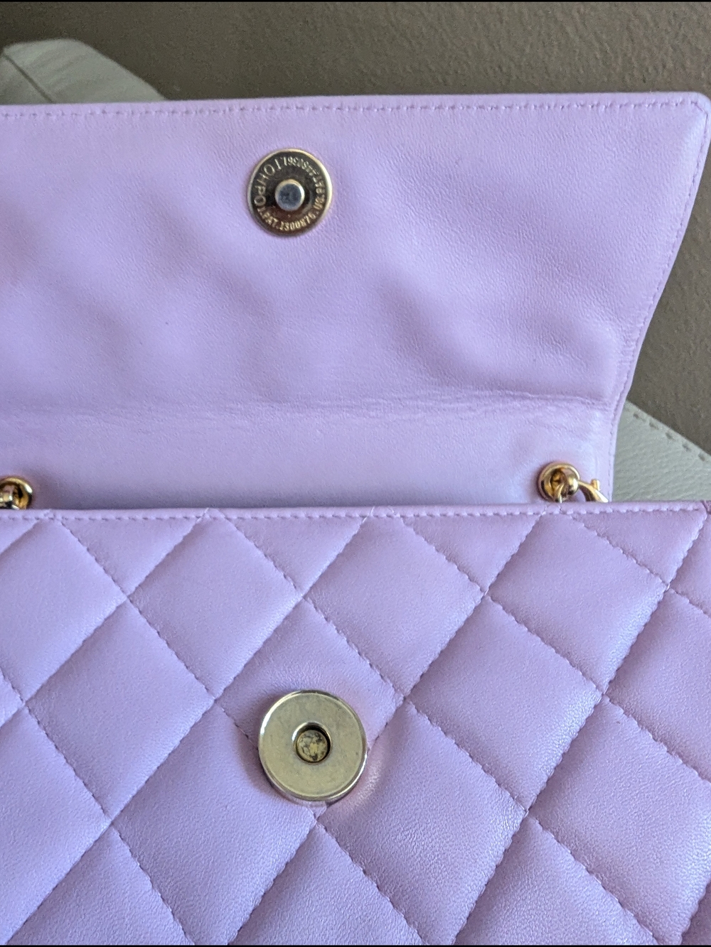 St. John Quilted Lilac Chain Crossbody Bag - Picture 11 of 11